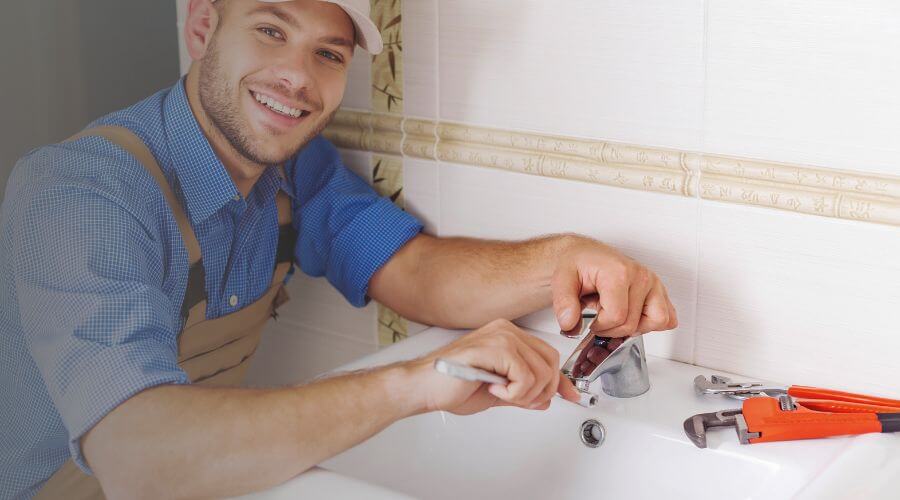 Handle or spout repair in Dexter, NY